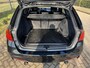 BMW 3-Serie Touring 320d High Executive, M-Pakket, Navigatie, Bluetooth, Harman Kardon, Stoelverwarming, Xenon, Boekjes aanwezig
