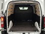 Peugeot Partner L1 100 pk | Navigatie | Achteruitrijcamera | Parkeersensoren Achter | Zijschuifdeur Rechts | Start/Stop Systeem | Bluetooth | Airco | Cruise Control | Buitenspiegels Elektrisch Verstel -en Verwarmbaar |