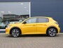Peugeot e-208 GT Pack 50 kWh 3-fase | Glazendak | ACCU 92% | Halfleer | Stoelverwarming | Navigatie | 17"LMV  | Keyless