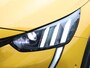 Peugeot e-208 GT Pack 50 kWh 3-fase | Glazendak | ACCU 92% | Halfleer | Stoelverwarming | Navigatie | 17"LMV  | Keyless