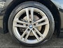 BMW 1-Serie 118d Business M-Sport | incl. 12 maanden garantie | Virtual cockpit | Zwarte hemel | Cruise control | Stoelverwarming | 17 " lichtmetalen velgen | Parkeersensoren voor + achter | Ambiance verlichting | DAB+ radio | Navigatie full map | LED verlichting |