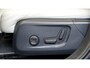 Volvo XC40 1.5 T5 Plug-in Hybrid 193kW/262pk DCT7 Ultimate Bright PANORAMADAK + HARMAN/KARDON + ADAPT.CRUISE + PILOT ASSIST + NAVI SENSUS + LANE ASSIST + EL.STOELEN + STOELVERWARMING + STUURVERWARMING + CAMERA + KEYLESS + PARKSENSOREN V&A + 19” LM-VELGEN!