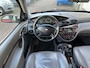 Ford Focus 1.6-16V Ghia Leer