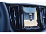 Volvo XC60 Recharge T6 AWD Ultimate Dark |Trekhaak | Black Edition | Pano | LageKM!
