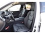 Volvo XC60 Recharge T6 AWD Ultimate Dark |Trekhaak | Black Edition | Pano | LageKM!