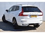 Volvo XC60 Recharge T6 AWD Ultimate Dark |Trekhaak | Black Edition | Pano | LageKM!