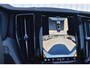Volvo XC60 Recharge T6 AWD Ultimate Dark |Trekhaak | Black Edition | Pano | LageKM!