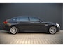 BMW 5-Serie GT Gran Turismo 535i High Executive M Sport | Panoramadak | Harman Kardon | Softclose | Luchtvering | Stoelverwarming | Stuurverwarming | Adaptive Cruise Control | Memory Seats | LED | Trekhaak | Keyless | 360 Camera | Digitaal Dash |