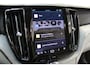 Volvo XC60 T6 350PK AWD Ultimate Dark | Luchtvering | Massage | Gelaagd Glas | 22'' | 360º view | HUD