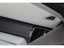 Volvo XC60 T6 350PK AWD Ultimate Dark | Luchtvering | Massage | Gelaagd Glas | 22'' | 360º view | HUD
