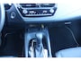 Toyota Corolla Hybrid 140PK TEAM D (10 JAAR GARANTIE*)FACE-LIFT, 18DKM, GROOT SCHERM, WINTERPAKKET, LED