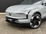 Volvo EX30 Single Motor Extended Range Ultra 69 kWh nu met 5000,- korting  extra int glas panorama dak 360 camera
