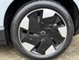 Volvo EX30 Single Motor Extended Range Ultra 69 kWh nu met 5000,- korting  extra int glas panorama dak 360 camera