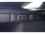 Land Rover Range Rover Velar 3.0 D300 AWD R-Dynamic HSE | Massage stoelen | Elektrische trekhaak | Schuif/Kantel dak |
