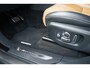 Land Rover Range Rover Velar 3.0 D300 AWD R-Dynamic HSE | Massage stoelen | Elektrische trekhaak | Schuif/Kantel dak |
