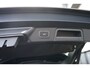 Land Rover Range Rover Velar 3.0 D300 AWD R-Dynamic HSE | Massage stoelen | Elektrische trekhaak | Schuif/Kantel dak |