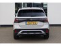 Volkswagen T-Cross 1.0 TSI Life Edition 95PK / 70kW, 17" 'Manila' LMV, LED koplampverlichting, Multimedia pakket (navigatie 'discover media', verkeerstekenherkenning, Apple Carplay / Android Auto, telefoon draadloos oplaadbaar), Comfort Pakket (parkeersensoren vóór en achter (pdc), achteruitrijcamera (rear view), sleutelloos vergrendel- en startsysteem (keyless access), voorstoelen verwarmbaar), adaptieve cruise control (acc)