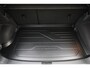 Volkswagen T-Cross 1.0 TSI Life Edition 95PK / 70kW, 17" 'Manila' LMV, LED koplampverlichting, Multimedia pakket (navigatie 'discover media', verkeerstekenherkenning, Apple Carplay / Android Auto, telefoon draadloos oplaadbaar), Comfort Pakket (parkeersensoren vóór en achter (pdc), achteruitrijcamera (rear view), sleutelloos vergrendel- en startsysteem (keyless access), voorstoelen verwarmbaar), adaptieve cruise control (acc)