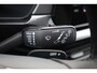 Volkswagen T-Cross 1.0 TSI Life Edition 95PK / 70kW, 17" 'Manila' LMV, LED koplampverlichting, Multimedia pakket (navigatie 'discover media', verkeerstekenherkenning, Apple Carplay / Android Auto, telefoon draadloos oplaadbaar), Comfort Pakket (parkeersensoren vóór en achter (pdc), achteruitrijcamera (rear view), sleutelloos vergrendel- en startsysteem (keyless access), voorstoelen verwarmbaar), adaptieve cruise control (acc)