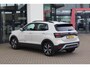 Volkswagen T-Cross 1.0 TSI Life Edition 95PK / 70kW, 17" 'Manila' LMV, LED koplampverlichting, Multimedia pakket (navigatie 'discover media', verkeerstekenherkenning, Apple Carplay / Android Auto, telefoon draadloos oplaadbaar), Comfort Pakket (parkeersensoren vóór en achter (pdc), achteruitrijcamera (rear view), sleutelloos vergrendel- en startsysteem (keyless access), voorstoelen verwarmbaar), adaptieve cruise control (acc)