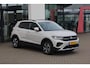 Volkswagen T-Cross 1.0 TSI Life Edition 95PK / 70kW, 17" 'Manila' LMV, LED koplampverlichting, Multimedia pakket (navigatie 'discover media', verkeerstekenherkenning, Apple Carplay / Android Auto, telefoon draadloos oplaadbaar), Comfort Pakket (parkeersensoren vóór en achter (pdc), achteruitrijcamera (rear view), sleutelloos vergrendel- en startsysteem (keyless access), voorstoelen verwarmbaar), adaptieve cruise control (acc)
