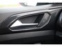 Volkswagen T-Cross 1.0 TSI Life Edition 95PK / 70kW, 17" 'Manila' LMV, LED koplampverlichting, Multimedia pakket (navigatie 'discover media', verkeerstekenherkenning, Apple Carplay / Android Auto, telefoon draadloos oplaadbaar), Comfort Pakket (parkeersensoren vóór en achter (pdc), achteruitrijcamera (rear view), sleutelloos vergrendel- en startsysteem (keyless access), voorstoelen verwarmbaar), adaptieve cruise control (acc)