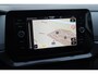 Volkswagen T-Cross 1.0 TSI Life Edition 95PK / 70kW, 17" 'Manila' LMV, LED koplampverlichting, Multimedia pakket (navigatie 'discover media', verkeerstekenherkenning, Apple Carplay / Android Auto, telefoon draadloos oplaadbaar), Comfort Pakket (parkeersensoren vóór en achter (pdc), achteruitrijcamera (rear view), sleutelloos vergrendel- en startsysteem (keyless access), voorstoelen verwarmbaar), adaptieve cruise control (acc)
