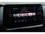 Volkswagen T-Cross 1.0 TSI Life Edition 95PK / 70kW, 17" 'Manila' LMV, LED koplampverlichting, Multimedia pakket (navigatie 'discover media', verkeerstekenherkenning, Apple Carplay / Android Auto, telefoon draadloos oplaadbaar), Comfort Pakket (parkeersensoren vóór en achter (pdc), achteruitrijcamera (rear view), sleutelloos vergrendel- en startsysteem (keyless access), voorstoelen verwarmbaar), adaptieve cruise control (acc)