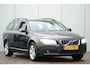 Volvo V70 2.0D Limited Edition / 2e Eigenaar / Nwe Distributie / Leder / Navi / Cruise / Elek. Klep