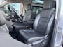Peugeot e-Traveller Long L3 Shine Pack EV 50kWh 136pk AUTOMAAT | 8-PERSOONS | PANODAK | NAVI | XENON | LEDER | KEYLESS | CAMERA | HANDSFREE SCHUIFDEUREN | LM-VELGEN | CLIMA |