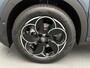 Alfa Romeo Junior Elettrica Speciale 54 kWh 156pk Automaat | Elektrisch Verstelbare Bestuurdersstoel met Memory | Navigatie | Climate Control | Adaptieve Cruise Control | Achteruitrijcamera | Parkeersensoren Voor + Achter | Elektrische Achterklep | Dodehoek Detectie | Matrix-LED Koplampen | 18" Lichtmetalen Velgen | Keyless Entry/Start | Apple Carplay/Android Auto |