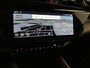 Alfa Romeo Junior Elettrica Speciale 54 kWh 156pk Automaat | Elektrisch Verstelbare Bestuurdersstoel met Memory | Navigatie | Climate Control | Adaptieve Cruise Control | Achteruitrijcamera | Parkeersensoren Voor + Achter | Elektrische Achterklep | Dodehoek Detectie | Matrix-LED Koplampen | 18" Lichtmetalen Velgen | Keyless Entry/Start | Apple Carplay/Android Auto |