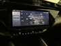 Alfa Romeo Junior Elettrica Speciale 54 kWh 156pk Automaat | Elektrisch Verstelbare Bestuurdersstoel met Memory | Navigatie | Climate Control | Adaptieve Cruise Control | Achteruitrijcamera | Parkeersensoren Voor + Achter | Elektrische Achterklep | Dodehoek Detectie | Matrix-LED Koplampen | 18" Lichtmetalen Velgen | Keyless Entry/Start | Apple Carplay/Android Auto |