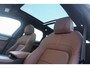 Jaguar F-Pace 2.0 P400e PHEV R-Dynamic SE 90th Ann. Edition | Panoramadak | 21" Gloss Black | Tan Interieur | Direct leverbaar |
