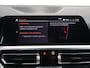 BMW 2-Serie Coupé M240i xDrive | Harman/Kardon | Schuif/Kanteldak | Stuur/Stoelverwarming | Adaptief Onderstel | Ele.verstelbare stoelen + Geheugen | Adaptieve LED Verlichting | HUD | Sportstoelen | Rijassistent-Systeem | Afneembare Trekhaak |
