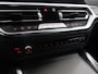 BMW 2-Serie Coupé M240i xDrive | Harman/Kardon | Schuif/Kanteldak | Stuur/Stoelverwarming | Adaptief Onderstel | Ele.verstelbare stoelen + Geheugen | Adaptieve LED Verlichting | HUD | Sportstoelen | Rijassistent-Systeem | Afneembare Trekhaak |