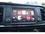 SEAT Ateca 1.4 EcoTSI Xcellence 150PK / 110kW Trekhaak, Panoramadak, Upgrade professional plus, 18" velgen bicolour, performance, elektrische achterklep, area view, park assist, DAB+, alcantara zwart, navigatie plus, easy open achterklep met voetbediening, 2e eigenaar nieuw door ons geleverd en onderhouden, etc.