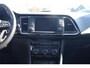 SEAT Ateca 1.4 EcoTSI Xcellence 150PK / 110kW Trekhaak, Panoramadak, Upgrade professional plus, 18" velgen bicolour, performance, elektrische achterklep, area view, park assist, DAB+, alcantara zwart, navigatie plus, easy open achterklep met voetbediening, 2e eigenaar nieuw door ons geleverd en onderhouden, etc.
