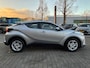 Toyota C-HR 1.8 HYBRID LM-VELGEN NAVI CAMERA PARK-SENSOREN APPLE/ANDROID STOELVERW ALL-SEASON