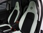 Leapmotor T03 EV 37,3 kWh 95pk Design I Bruut Edition I Leerpakket I Privacy Glass I Panoramadak I Achteruitrijcamera I 16 inch Full Black velgen