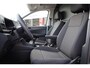 Volkswagen Caddy Cargo 2.0 TDI Comfort 123PK / 90kW, 16" LMV, achteruitrijcamera (rear view), ErgoComfort stoel bestuurderskant, lat om lat laadruimte, laadvloer, navigatie, Apple Carplay / Android Auto, multifunctioneel stuurwiel, cruise control, dichte achterdeuren, trekhaak, elektrisch verstel- en verwarmbare buitenspiegels