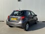 Toyota Yaris 1.3 VVT-i Aspiration | Navigatie | Middenarmsteun