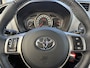 Toyota Yaris 1.3 VVT-i Aspiration | Navigatie | Middenarmsteun