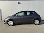 Toyota Yaris 1.3 VVT-i Aspiration | Navigatie | Middenarmsteun
