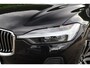 Volvo XC60 2.0 T8 Plug-in hybrid AWD Ultimate Bright | Schuif-/ kanteldak| Head-up Display| 360* Camera| Harman Kardon Audio| Semi- elektrisch inklapbare trekhaak| Keyless Entry| Adaptieve Cruise Control met Pilot Assist| Dodehoeksensoren|