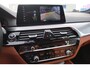 BMW 5-Serie 520i High Executive M-Perfomance 2e EIG_LED_ADAP-CRUIS_HUDUP_CAM_20-INCH.