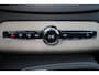 Volvo XC90 T8 Plug-in hybrid AWD Ultra Dark - LONG RANGE - Luchtvering - Panorama/schuifdak - IntelliSafe Assist & Surround - 360º Camera - Bowers & Wilkins audio - Nappaleder met stoelventilatie - Verwarmde voorstoelen, stuur & achterbank - Parkeersensoren voor & achter - Elektr. bedienb. voorstoelen met geheugen - Draadloze tel. lader - Head up display - Extra getint glas - 22' LMV