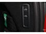 Volvo XC90 T8 Recharge AWD Ultra Dark - Luchtvering - Bowers & Wilkins audio - Panorama/schuifdak - IntelliSafe Assist & Surround - 360º Camera - Nappaleder met stoelventilatie - Gelaagde zijruiten - Verwarmde voorstoelen, stuur & achterbank - Parkeersensoren voor & achter - Elektr. bedienb. voorstoelen met geheugen - Draadloze tel. lader - Head up display - Extra getint glas - 22' LMV - Black Edition