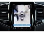 Volvo XC90 T8 Recharge AWD Ultra Dark - Luchtvering - Bowers & Wilkins audio - Panorama/schuifdak - IntelliSafe Assist & Surround - 360º Camera - Nappaleder met stoelventilatie - Gelaagde zijruiten - Verwarmde voorstoelen, stuur & achterbank - Parkeersensoren voor & achter - Elektr. bedienb. voorstoelen met geheugen - Draadloze tel. lader - Head up display - Extra getint glas - 22' LMV - Black Edition
