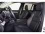Volvo XC90 T8 Recharge AWD Ultra Dark - Luchtvering - Bowers & Wilkins audio - Panorama/schuifdak - IntelliSafe Assist & Surround - 360º Camera - Nappaleder met stoelventilatie - Gelaagde zijruiten - Verwarmde voorstoelen, stuur & achterbank - Parkeersensoren voor & achter - Elektr. bedienb. voorstoelen met geheugen - Draadloze tel. lader - Head up display - Extra getint glas - 22' LMV - Black Edition